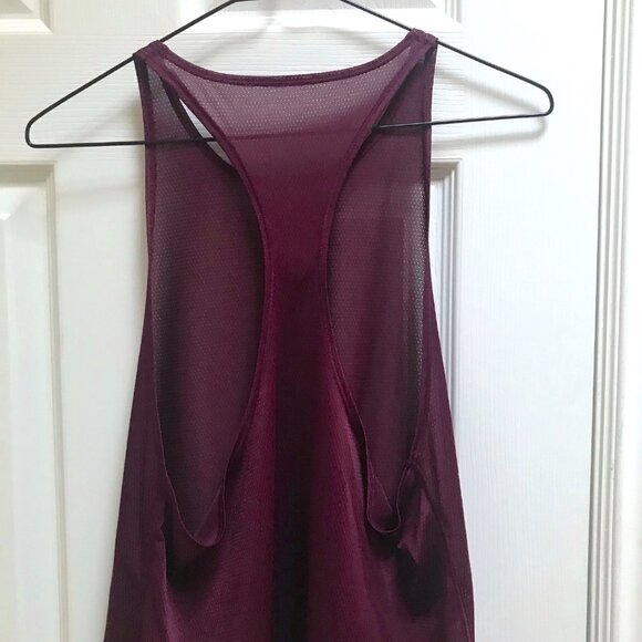 Cute Lululemon Tank in Burgundy Maroon Purple - Picture 8 of 8